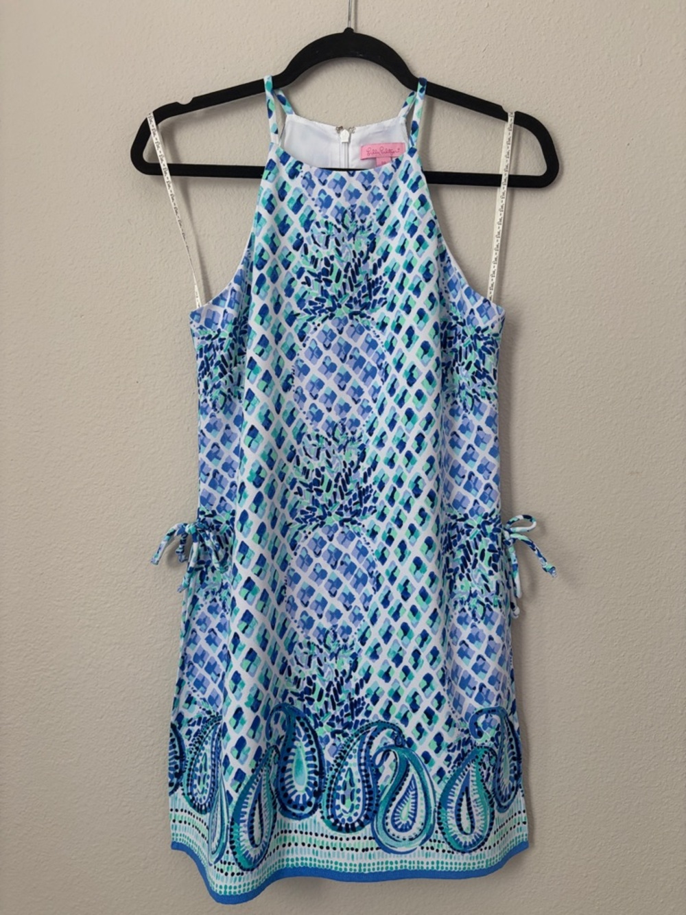 Lilly Pulitzer 00 “Pearl” toe-in Romper in Blue Paisley Pineapple